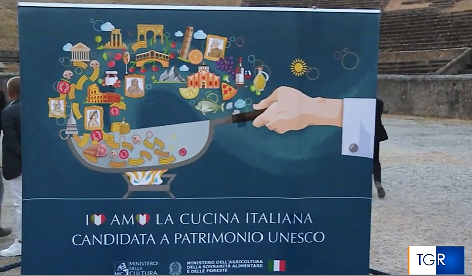 immagine di presentazione della campagna IO AMO LA CUCINA ITALIANA con le O sostituite da cuori che consentono lettura ibrida inglese-italiano “I am la cucina italiana”